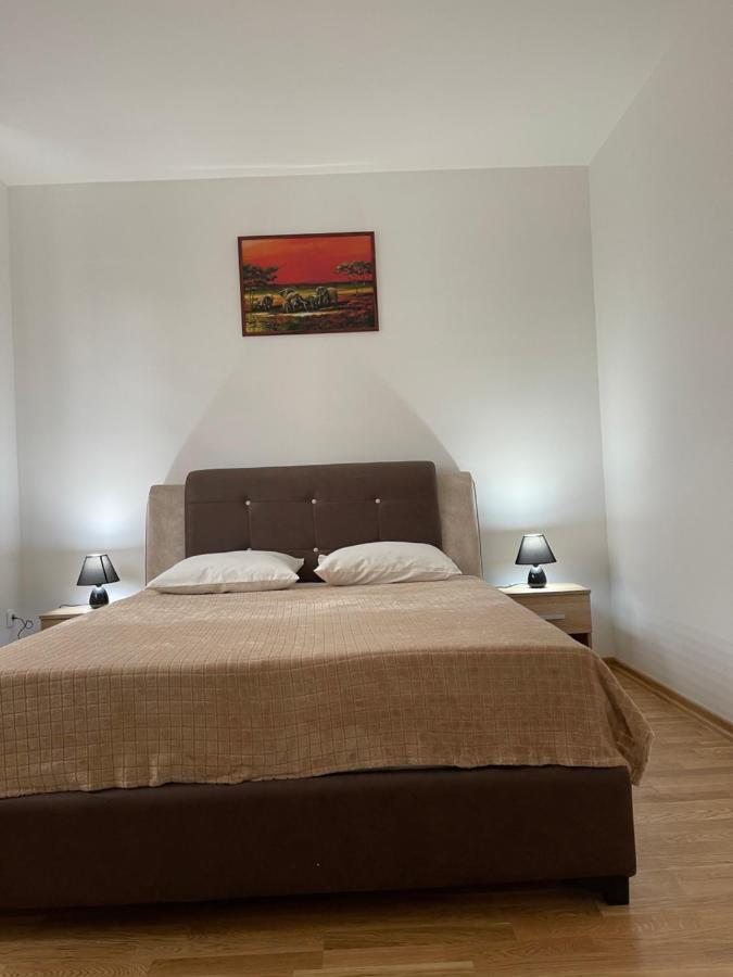 Royal Residence Apartmani 2 Pancsova Kültér fotó