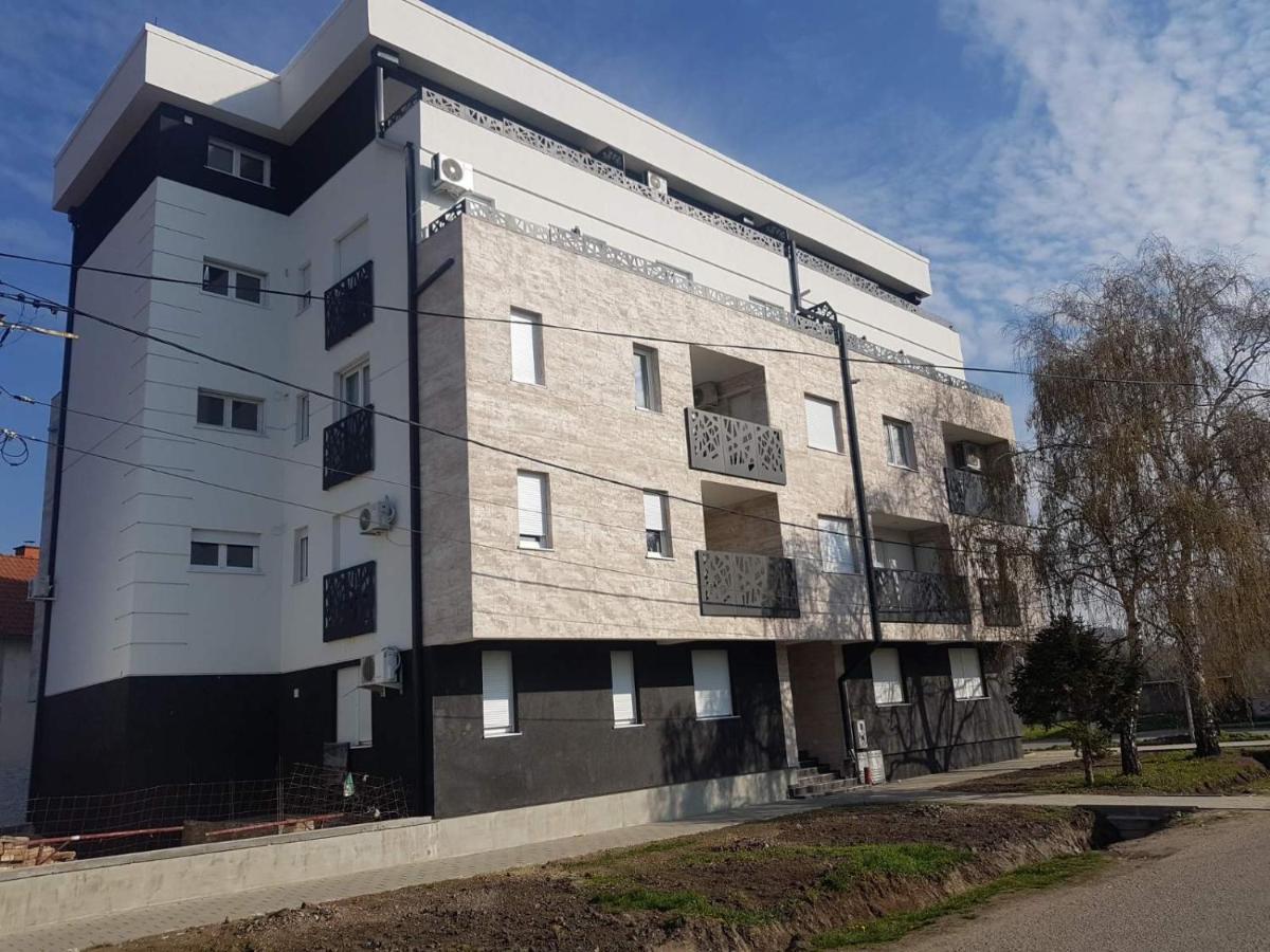 Royal Residence Apartmani 2 Pancsova Kültér fotó