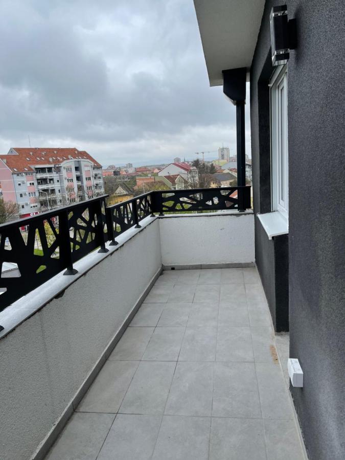 Royal Residence Apartmani 2 Pancsova Kültér fotó