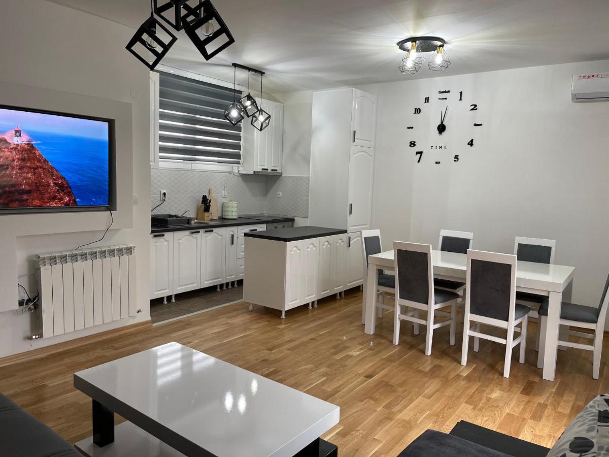 Royal Residence Apartmani 2 Pancsova Kültér fotó