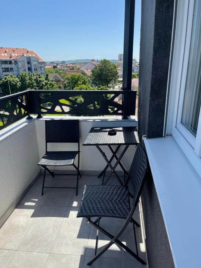 Royal Residence Apartmani 2 Pancsova Kültér fotó